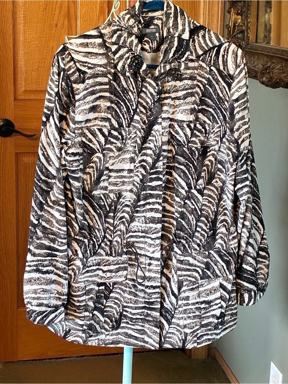 Kenneth Cole Reaction Windbreaker Lightweight Zip Up Jacket Women’s Size M